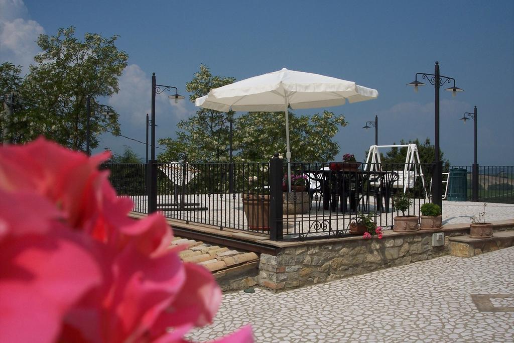 Agriturismo San Bartolomeo Montecchio  Esterno foto